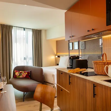 Aparthotel Yuna Montmartre - 4*