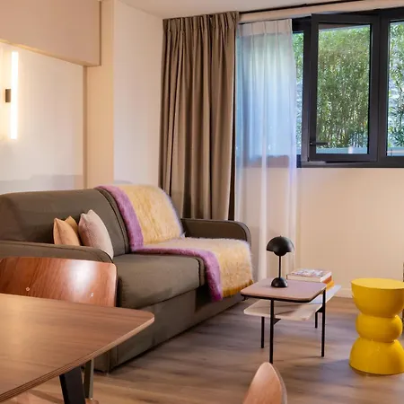 Yuna Montmartre - Apart Otel Paris