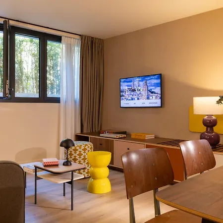 Yuna Montmartre - Apart Otel