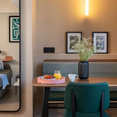 Yuna Montmartre - Aparthotel 4*