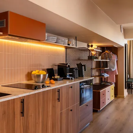 Yuna Montmartre - Apart Otel Paris