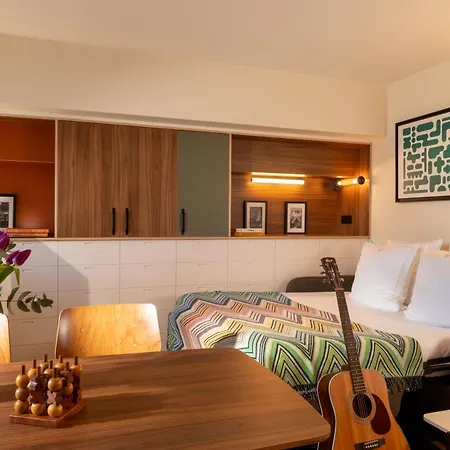 Yuna Montmartre - Apart Otel 4*