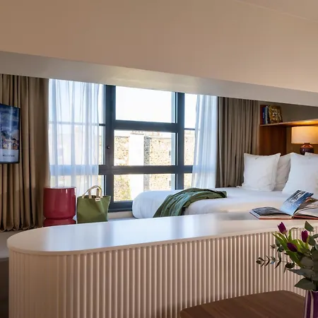 Yuna Montmartre - باريس