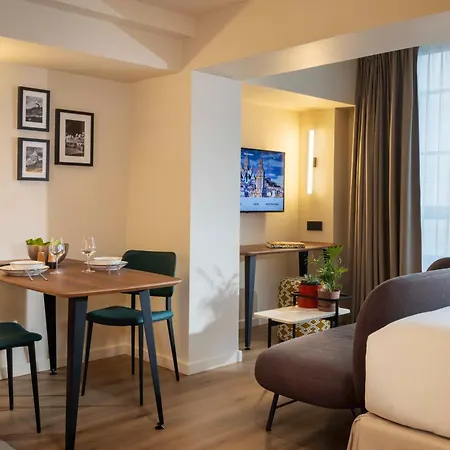 Yuna Montmartre - Apart Otel Paris