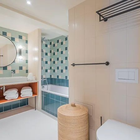 Yuna Montmartre - 4* باريس