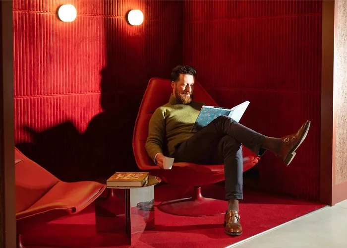 Yuna Montmartre - Aparthotel 4*