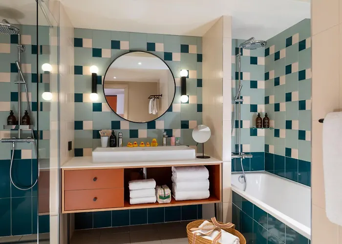 Aparthotel Yuna Montmartre - 4*