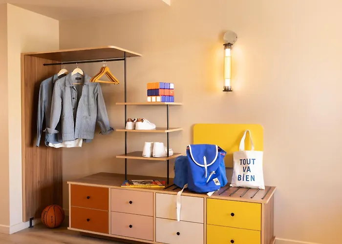 Yuna Montmartre - 4*