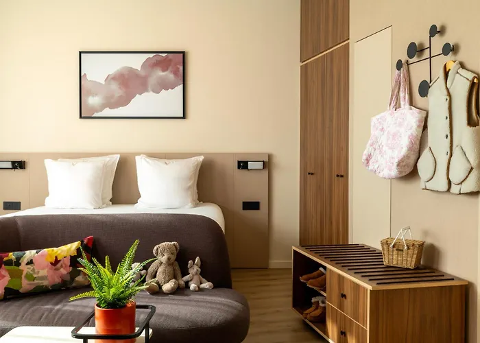 Yuna Montmartre - Aparthotel Parigi