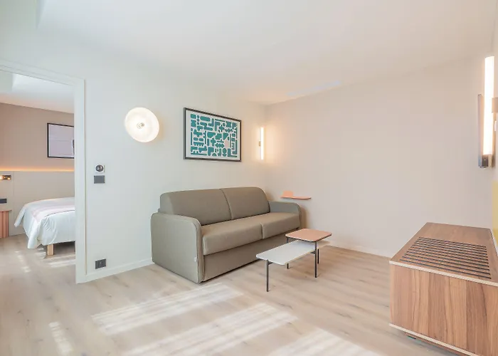 Aparthotel Yuna Montmartre - 4*