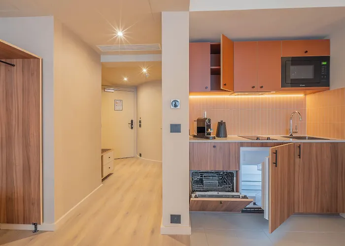 Yuna Montmartre - 4* Parigi