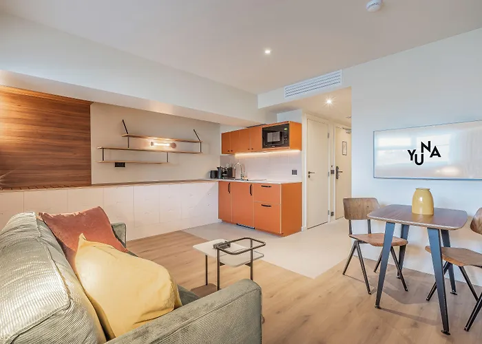 Aparthotel Yuna Montmartre - 4*