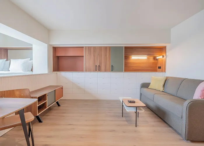 Yuna Montmartre - Aparthotel 4*